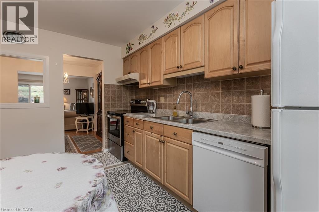 1526 Westminster Place, Burlington, ON