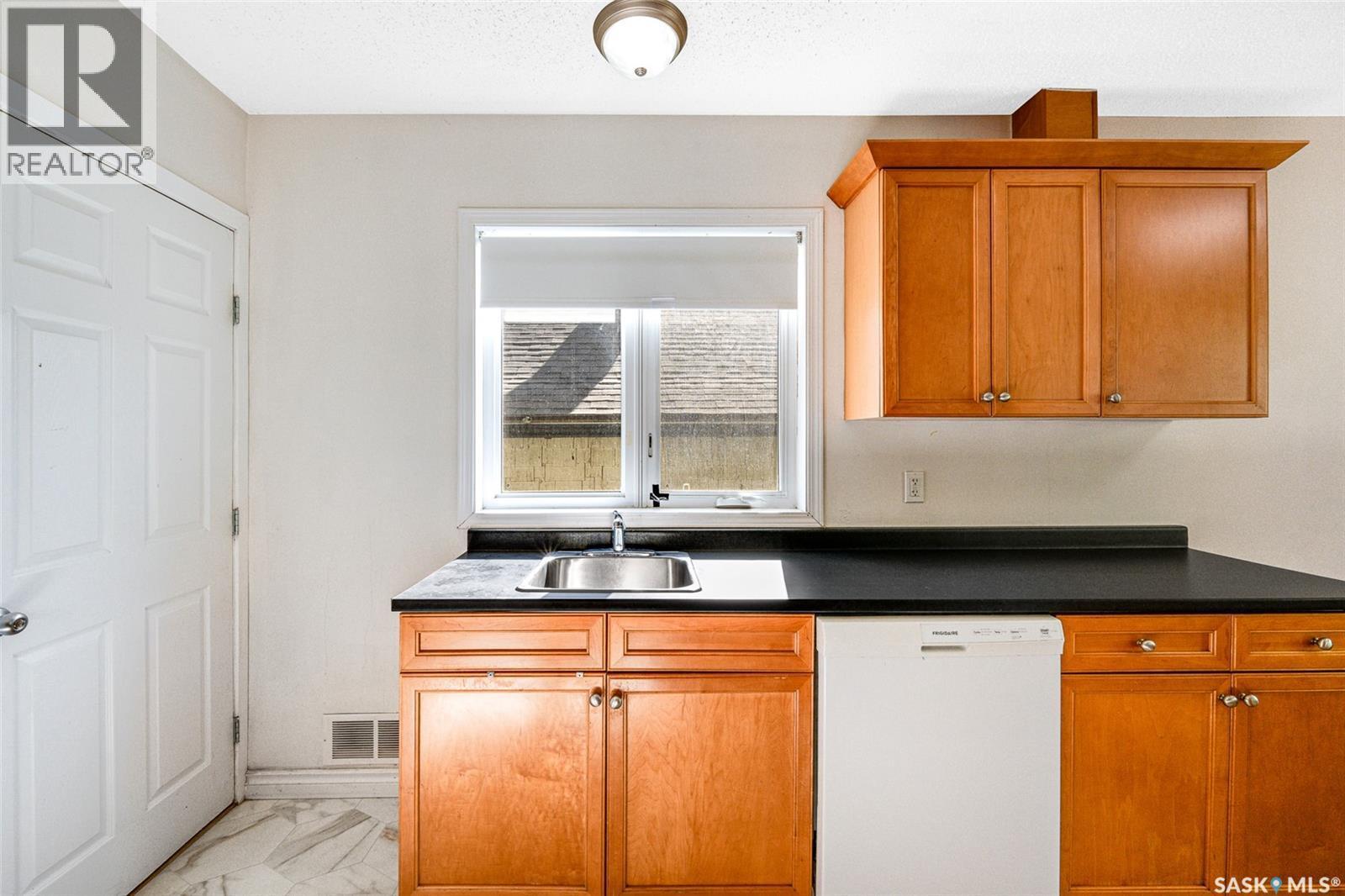 204 25Th Street W, Saskatoon, SK