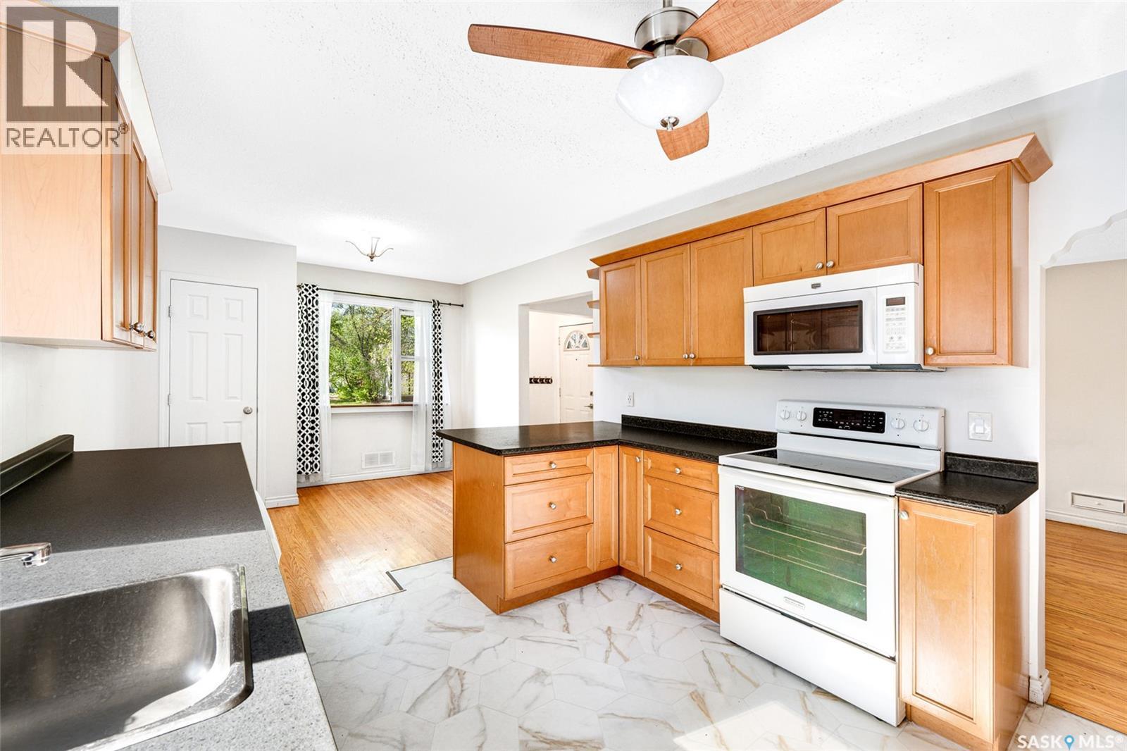 204 25Th Street W, Saskatoon, SK