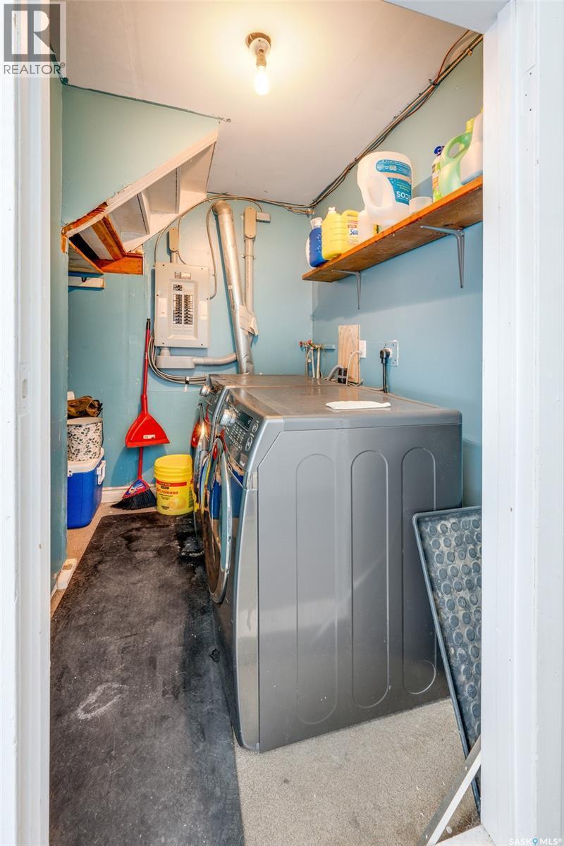 204 25Th Street W, Saskatoon, SK
