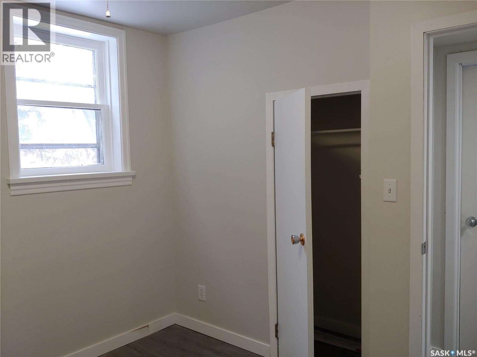 204 25Th Street W, Saskatoon, SK