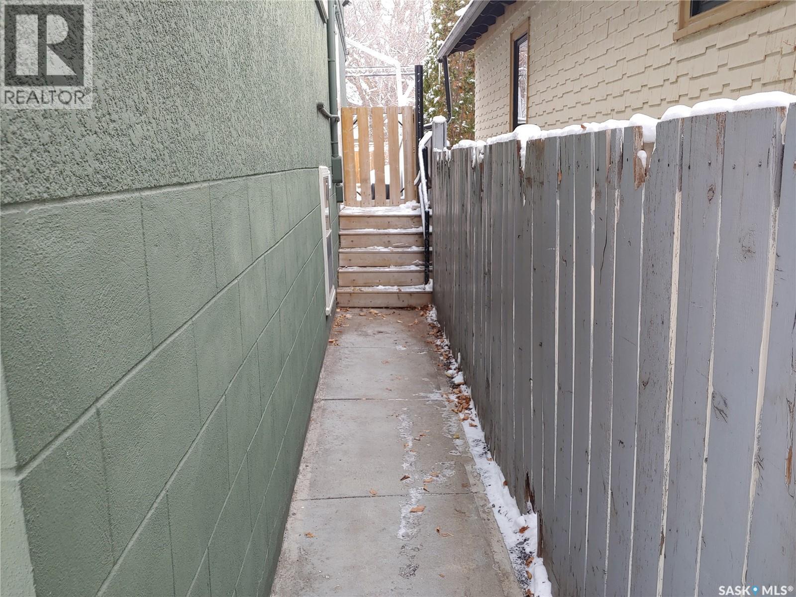 204 25Th Street W, Saskatoon, SK