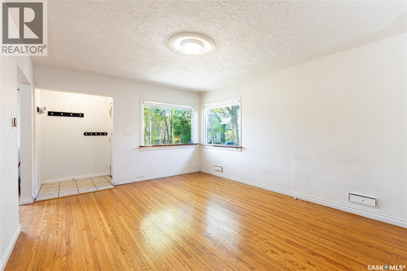 204 25Th Street W, Saskatoon, SK