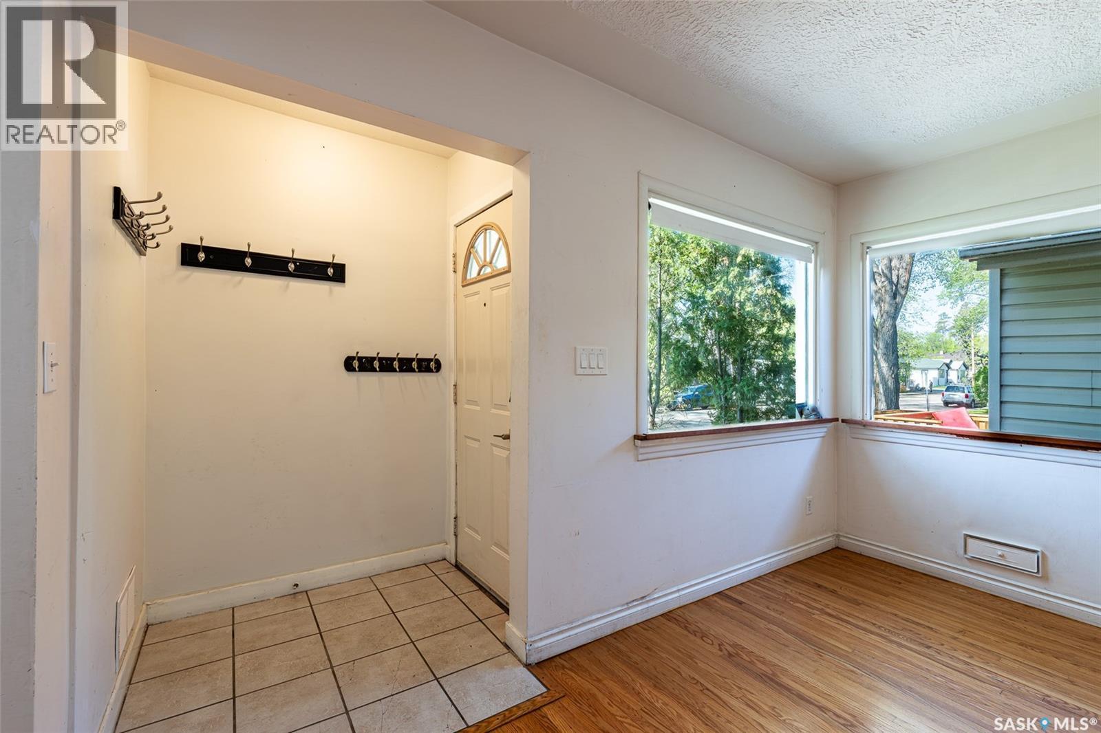 204 25Th Street W, Saskatoon, SK