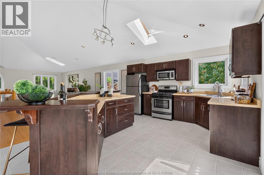 3162 Leisure Crescent, Windsor, ON