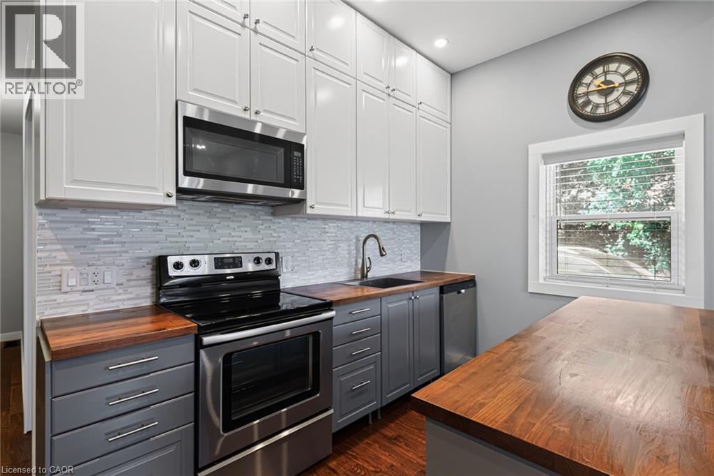 21 Cedar Street, Cambridge, ON