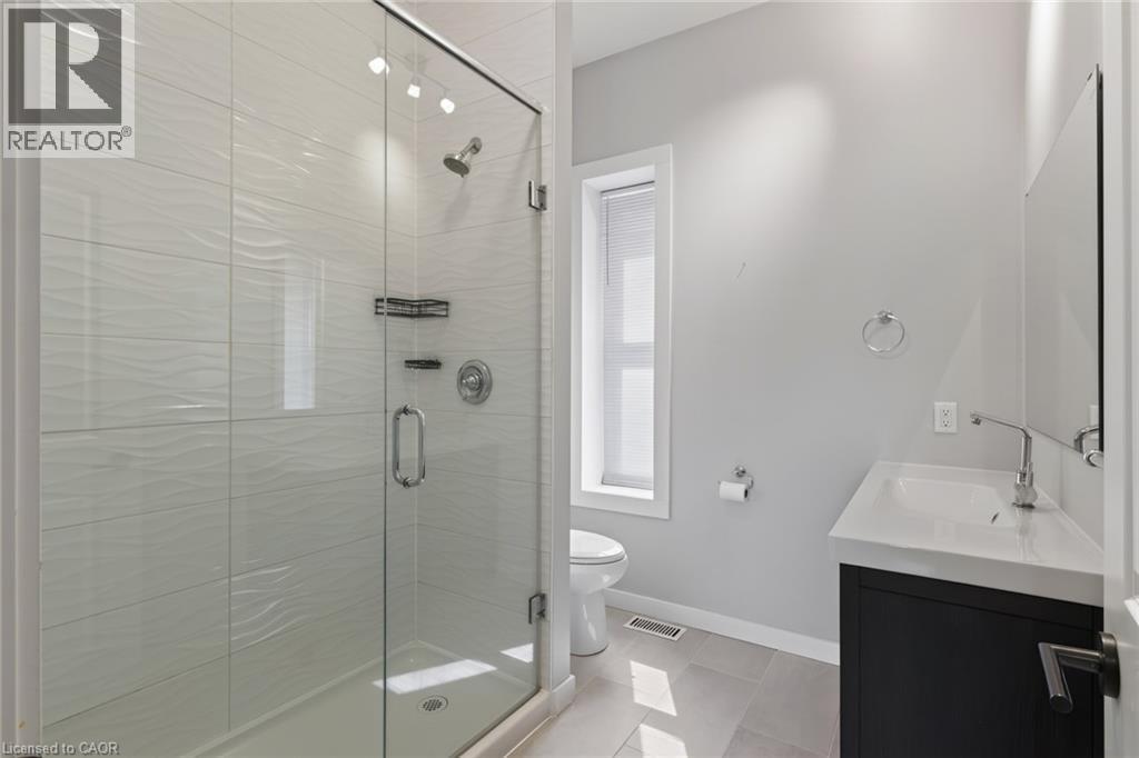 21 Cedar Street, Cambridge, ON