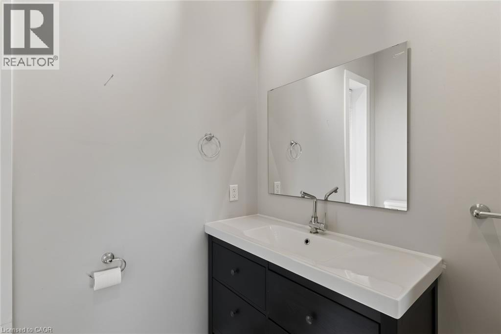 21 Cedar Street, Cambridge, ON