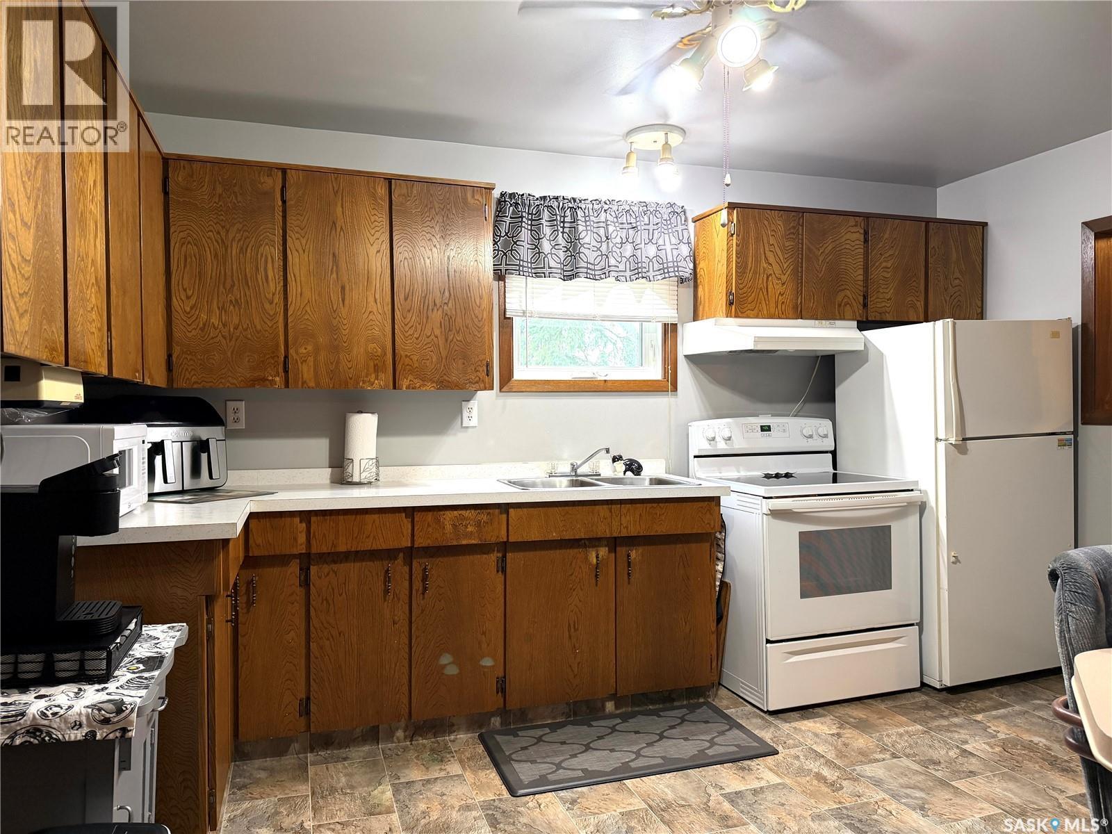 309 Indal Street, Elfros, SK