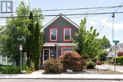 18 PINE STREET Kingston (East Of Sir John A. Blvd), ON K7K 1W1