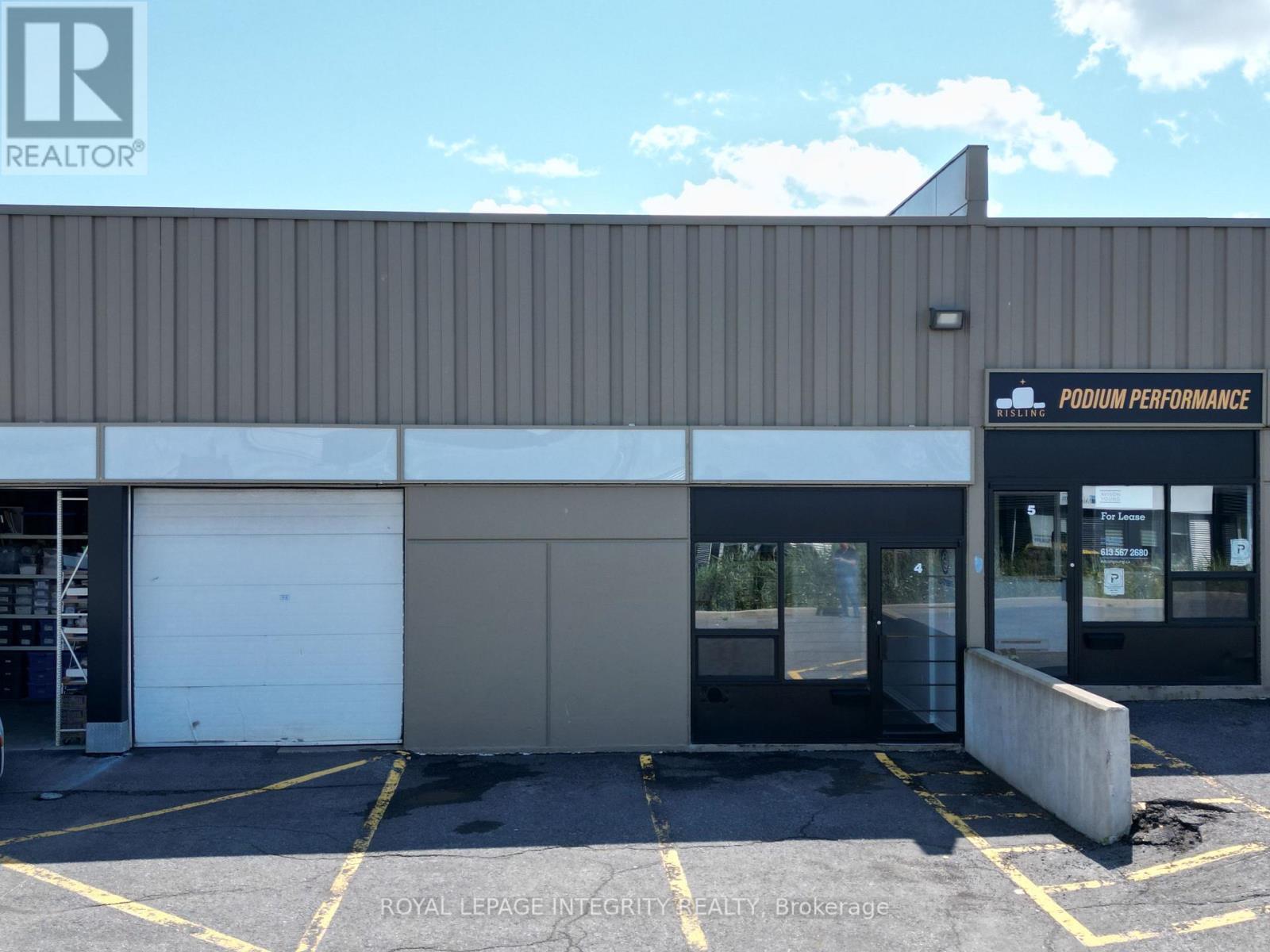 1580 Liverpool Court, Ottawa, ON