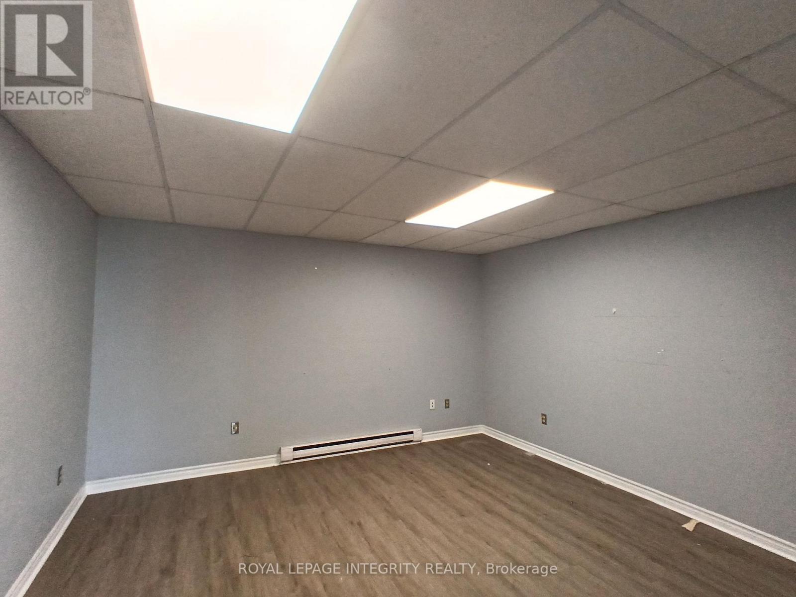 1580 Liverpool Court, Ottawa, ON