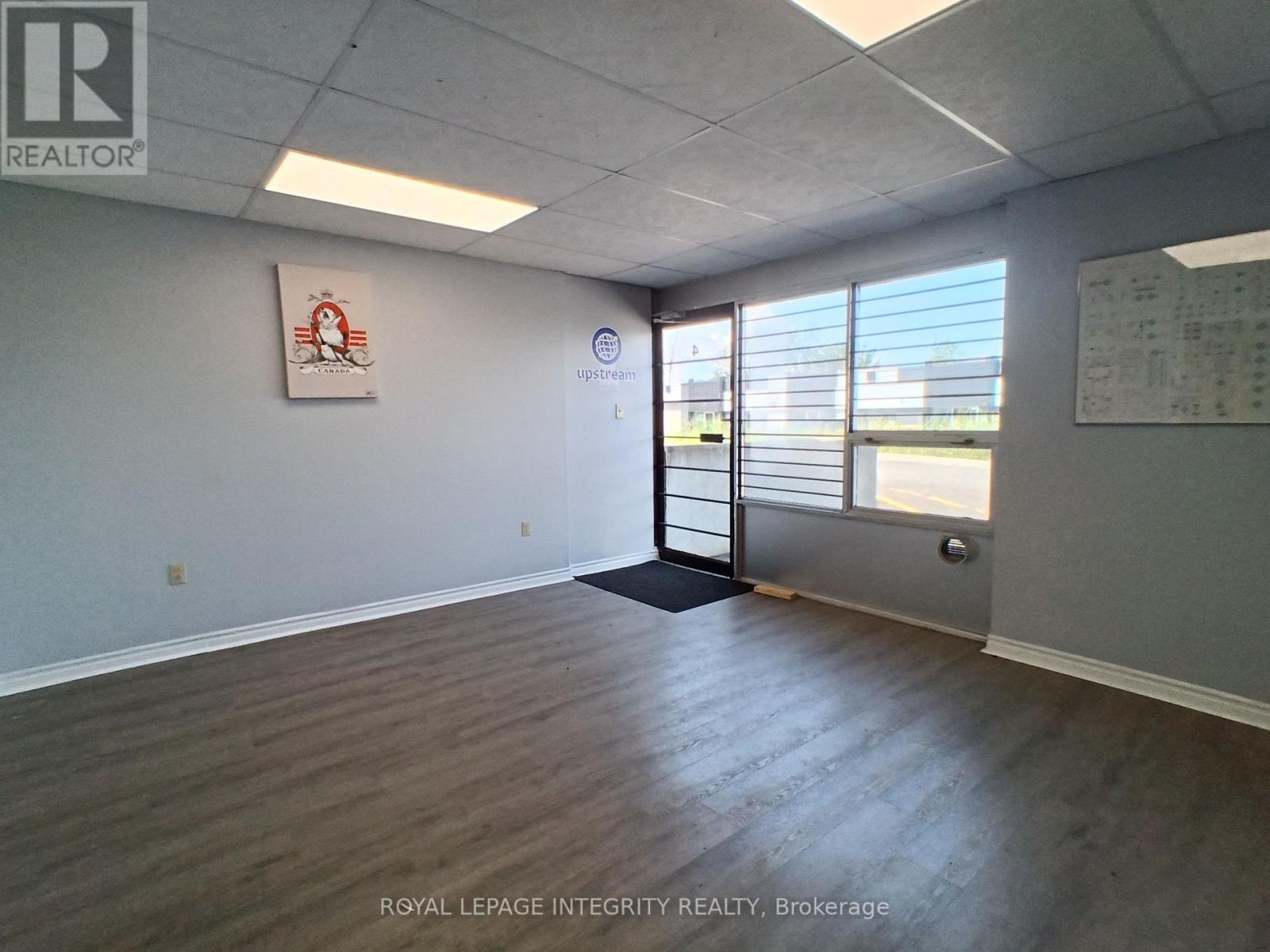 1580 Liverpool Court, Ottawa, ON