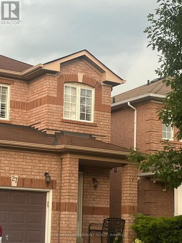 27 LONESTAR CRESCENT  Brampton, ON L7A 2H9