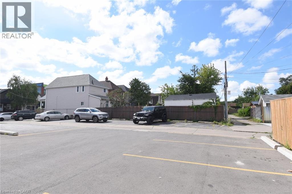 Additional content - 942-946 Barton Street E, Hamilton, ON