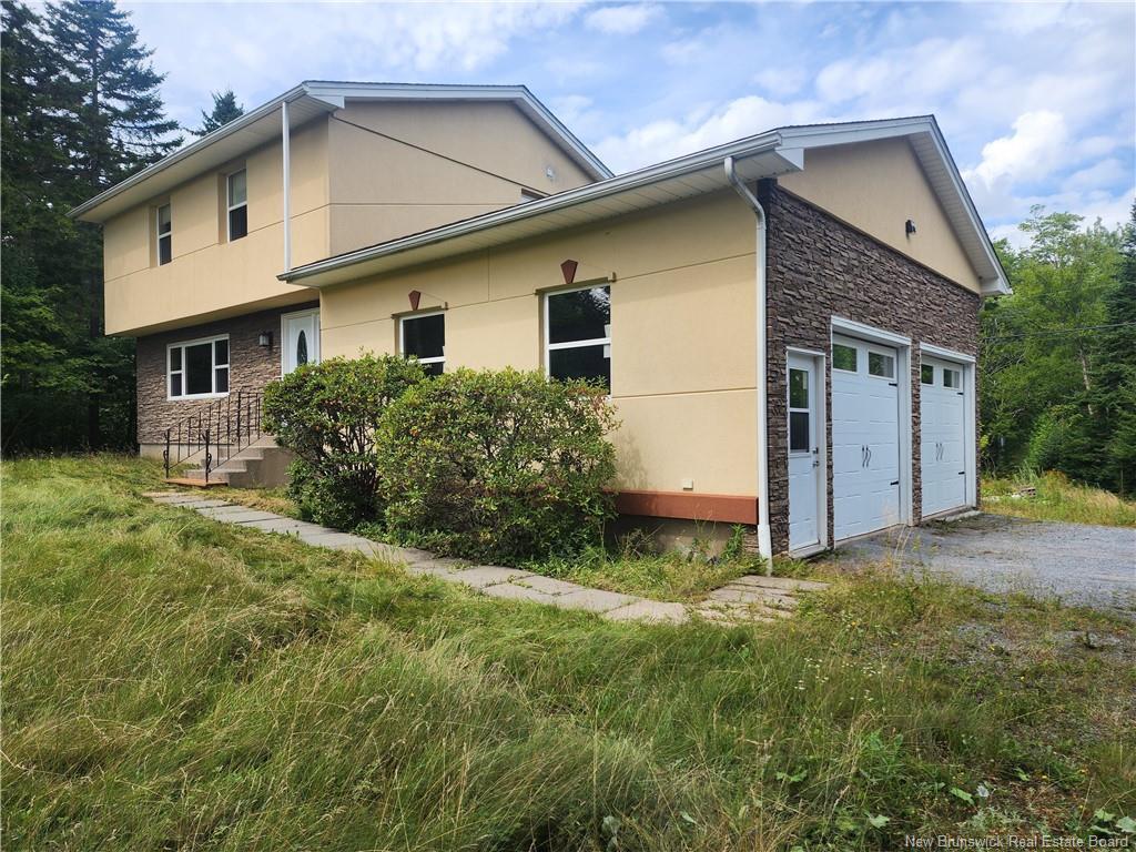 6 Charles, Rothesay, NB