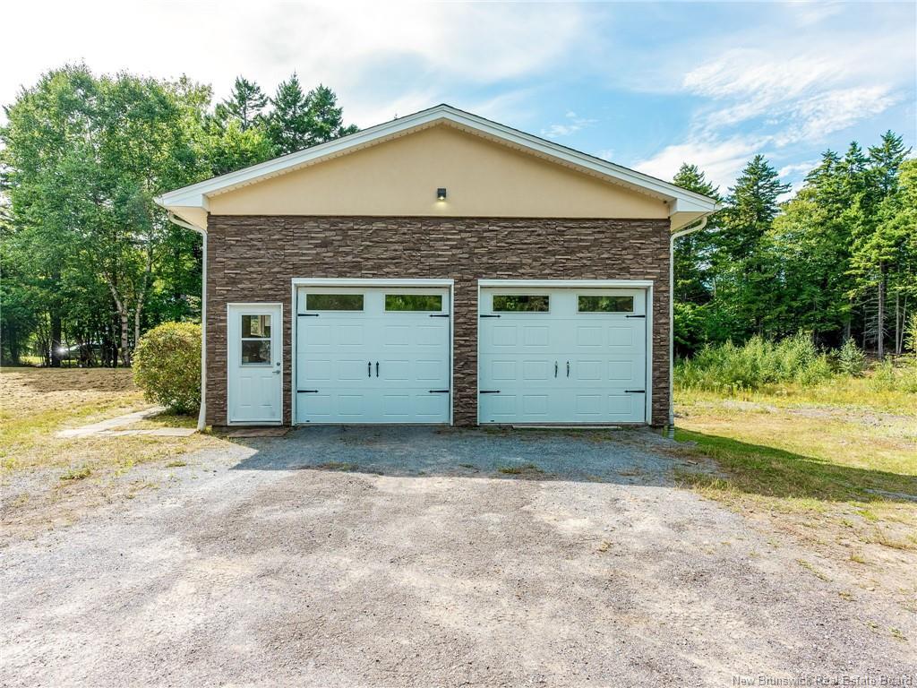 6 Charles, Rothesay, NB