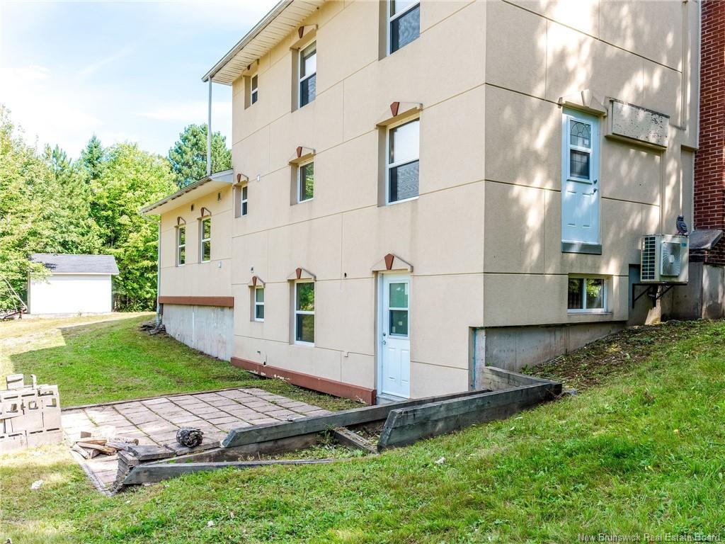 6 Charles, Rothesay, NB