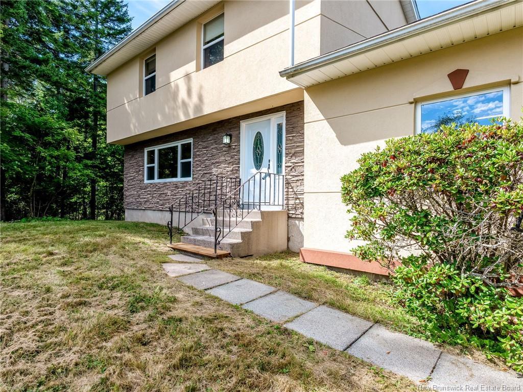 6 Charles, Rothesay, NB