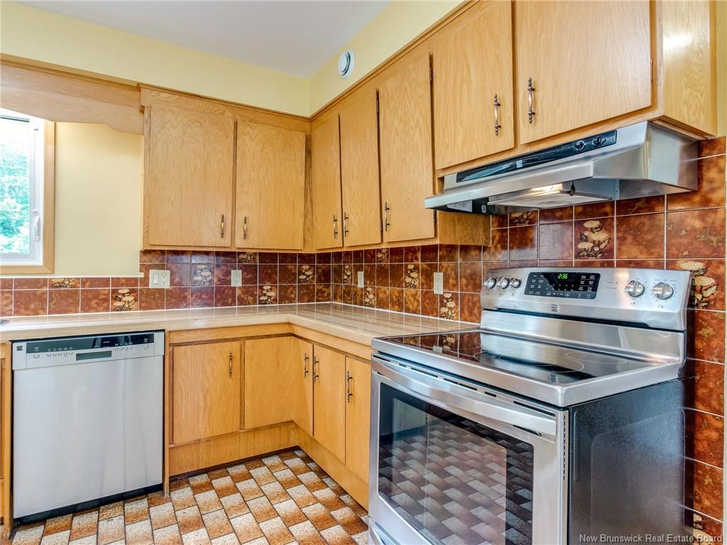 6 Charles, Rothesay, NB