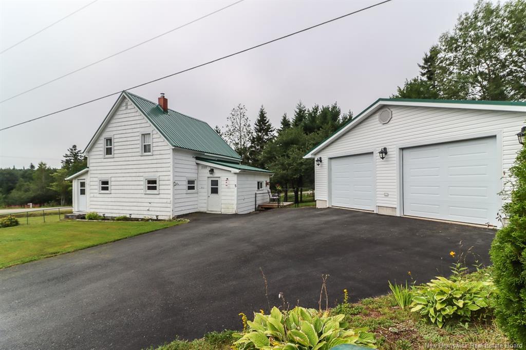 5 Mcgraw Rd, Bains Corner, NB