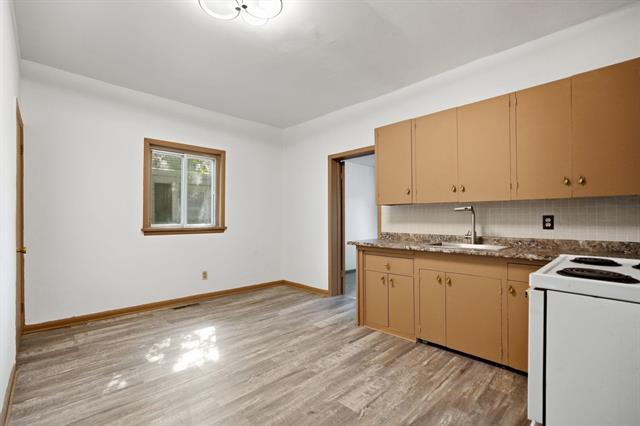 42 Curtis St, Winnipeg, MB