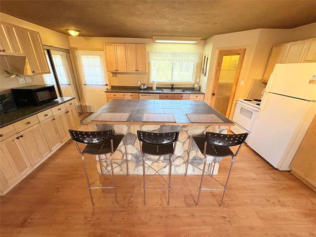 90 Shoreline Dr, Alexander, MB