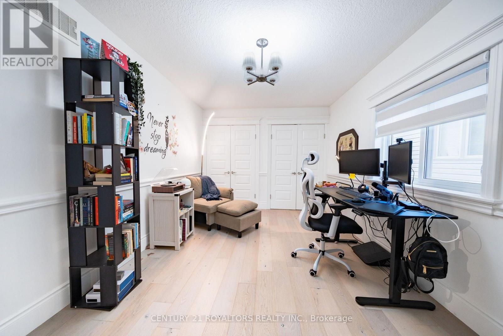 444 Thomas Slee Drive, Kitchener, ON