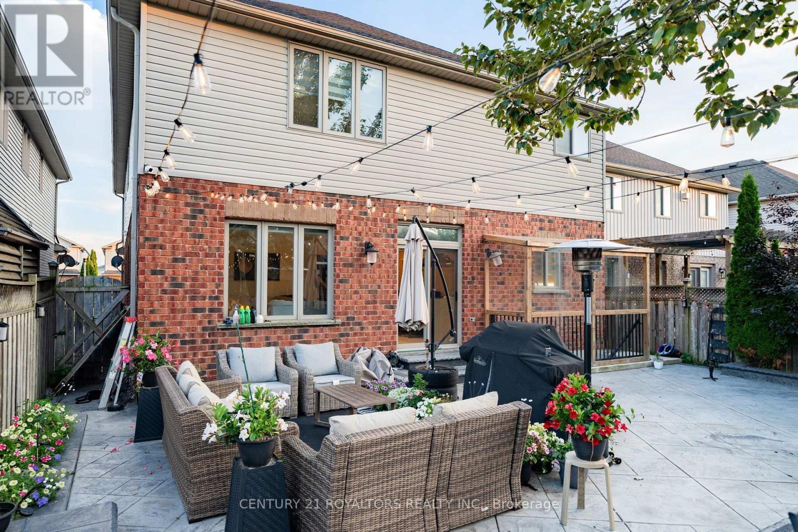 444 Thomas Slee Drive, Kitchener, ON