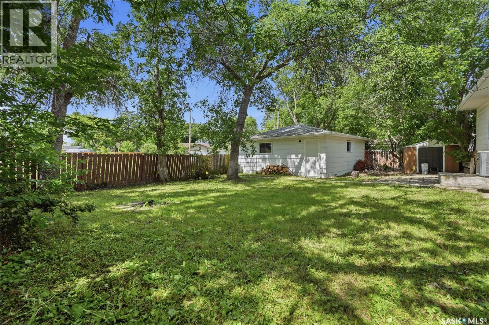 2928 Queen Street, Regina, SK