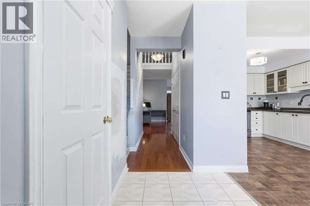 96 Greentrail Drive Unit# 43, Hamilton, ON