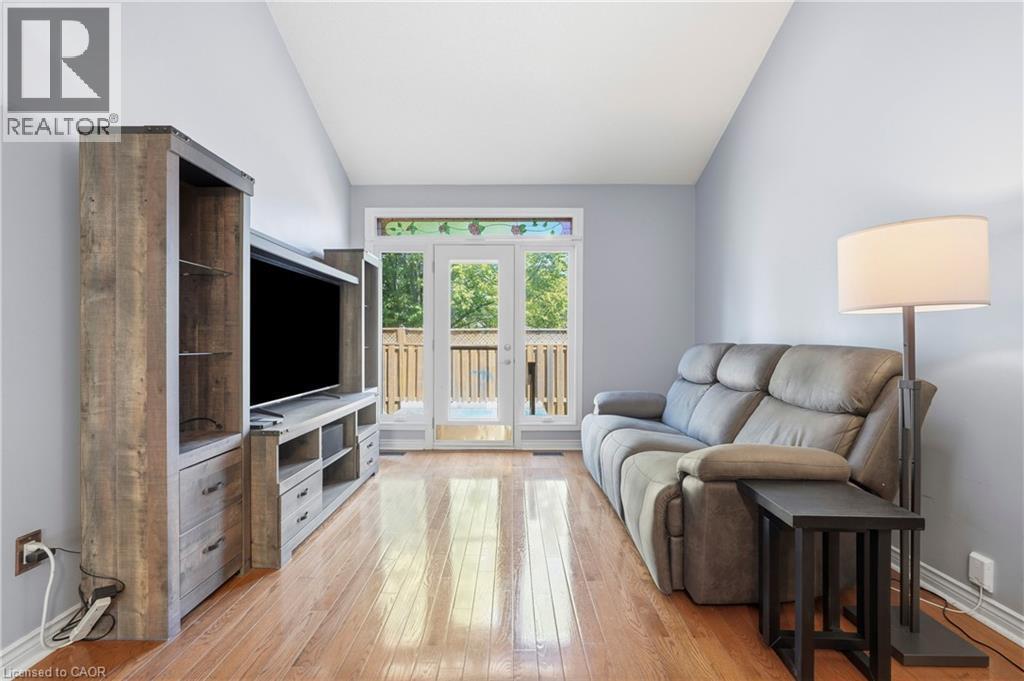 96 Greentrail Drive Unit# 43, Hamilton, ON