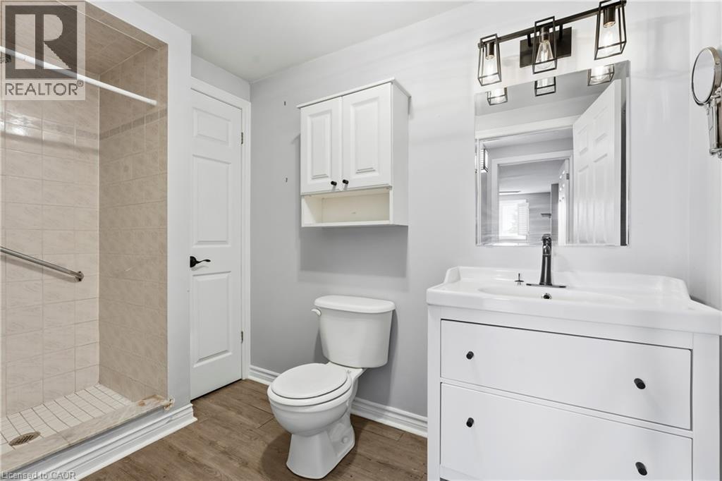 96 Greentrail Drive Unit# 43, Hamilton, ON
