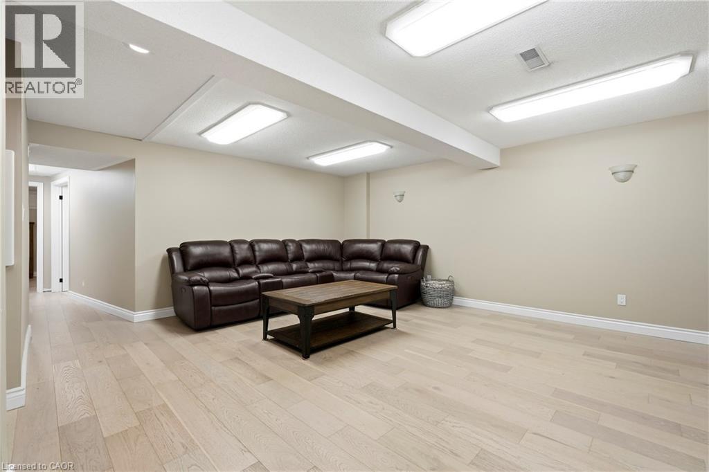 96 Greentrail Drive Unit# 43, Hamilton, ON