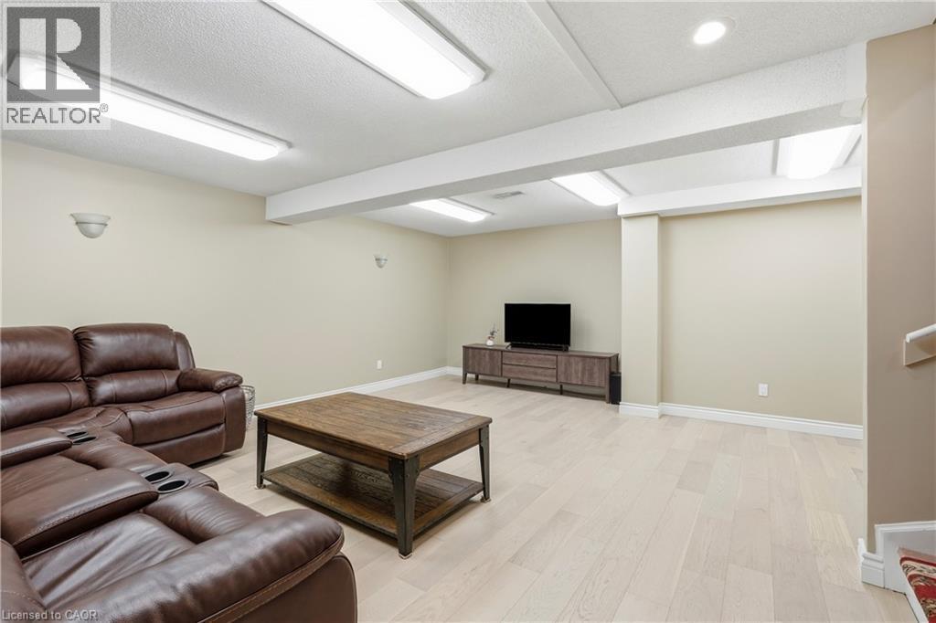 96 Greentrail Drive Unit# 43, Hamilton, ON