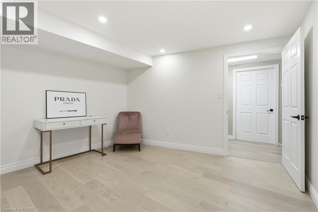 96 Greentrail Drive Unit# 43, Hamilton, ON