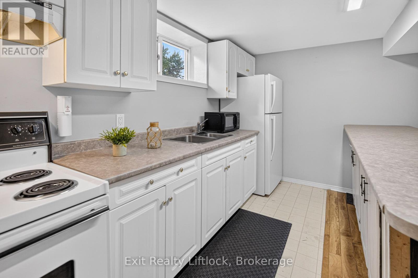 2289 Base Line Road, Otonabee-South Monaghan, ON