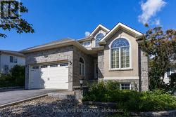 700 MELROSE STREET Kingston (East Gardiners Rd), ON K7M 9B4