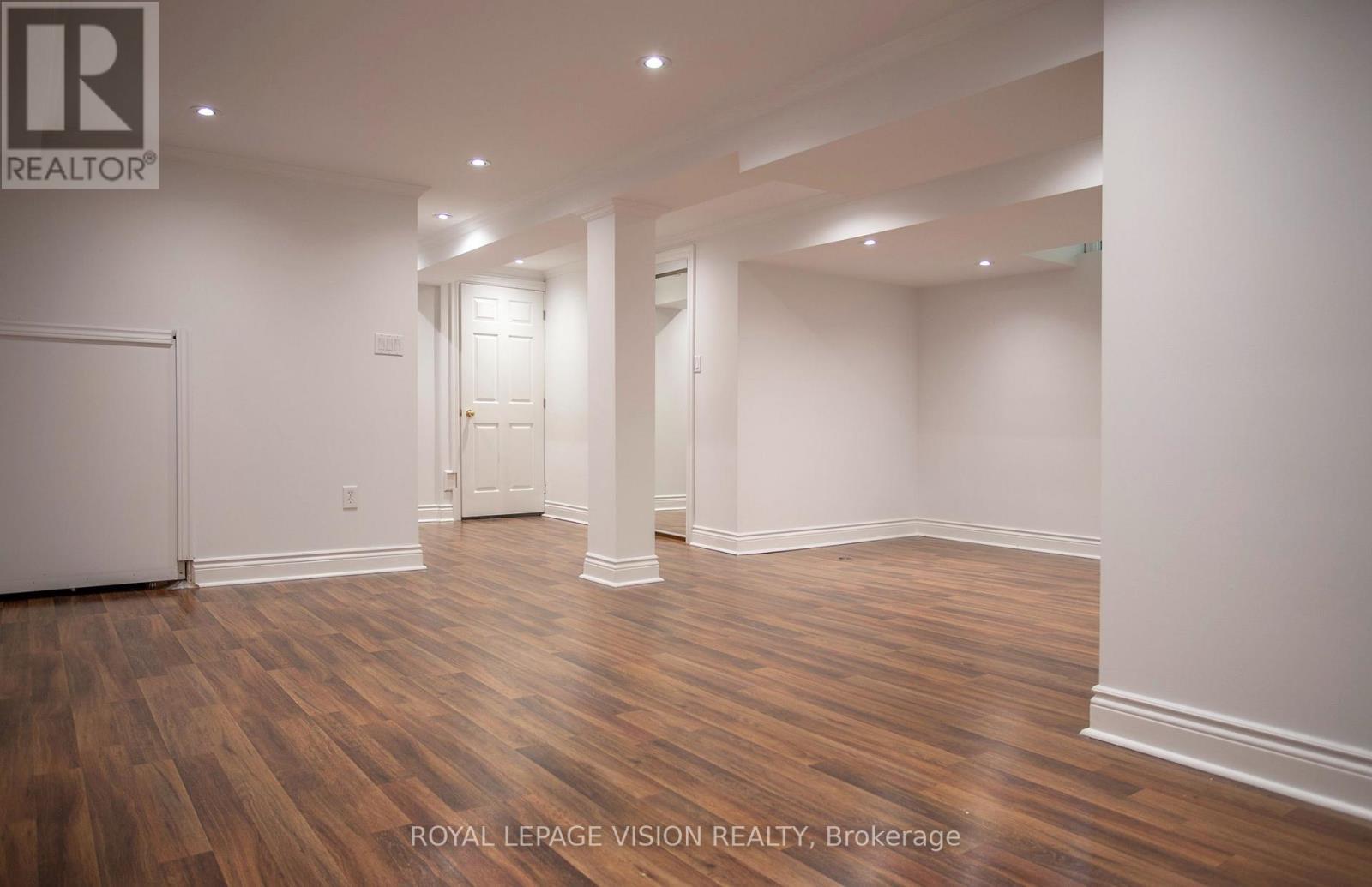2 Laprade Square, Clarington, ON