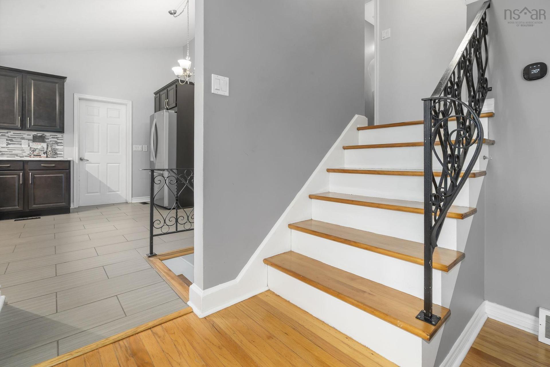 25 Dumbarton Avenue, Dartmouth, NS
