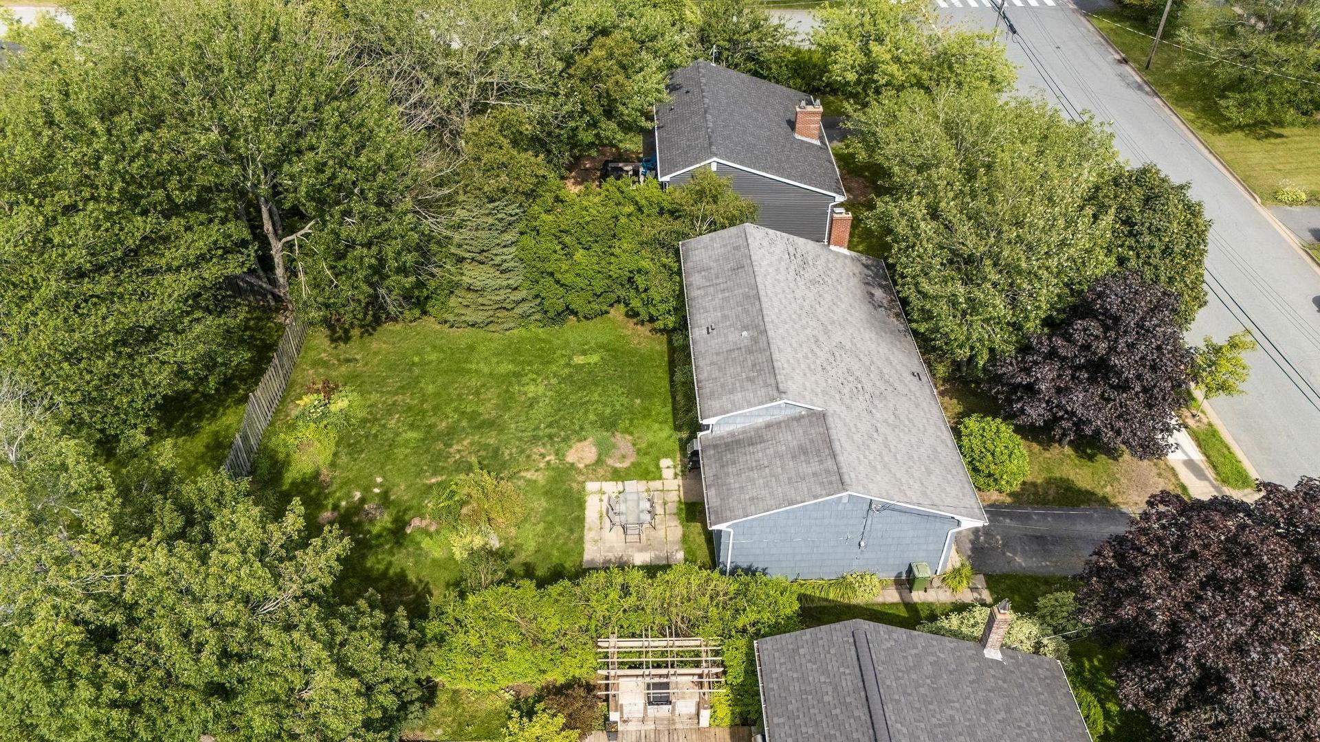 25 Dumbarton Avenue, Dartmouth, NS