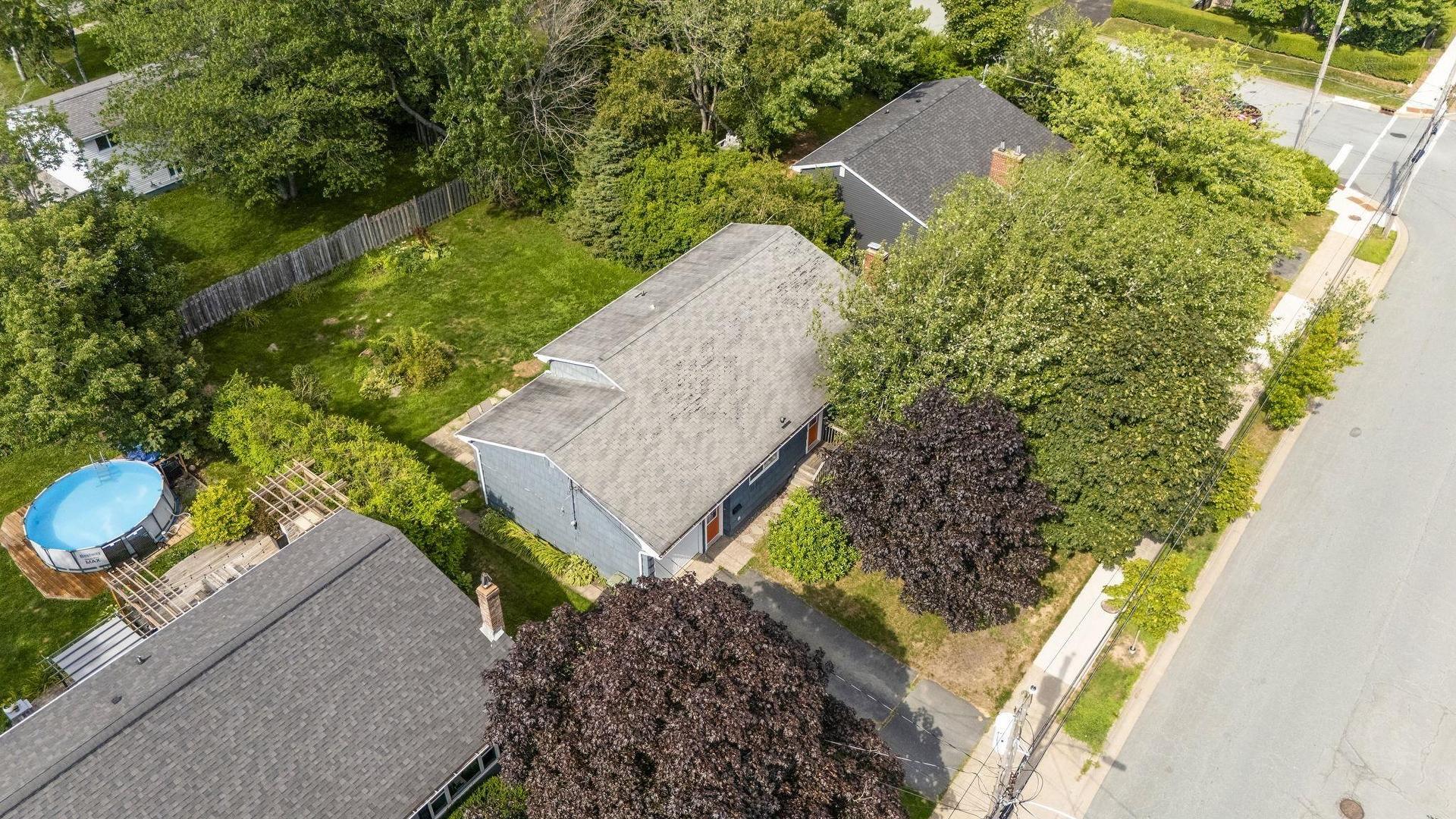 25 Dumbarton Avenue, Dartmouth, NS