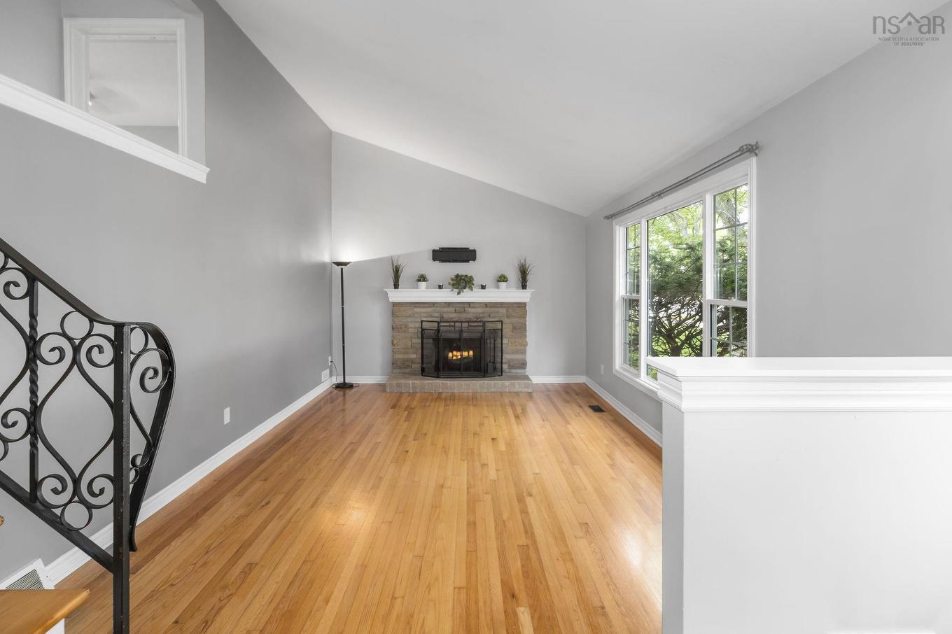 25 Dumbarton Avenue, Dartmouth, NS