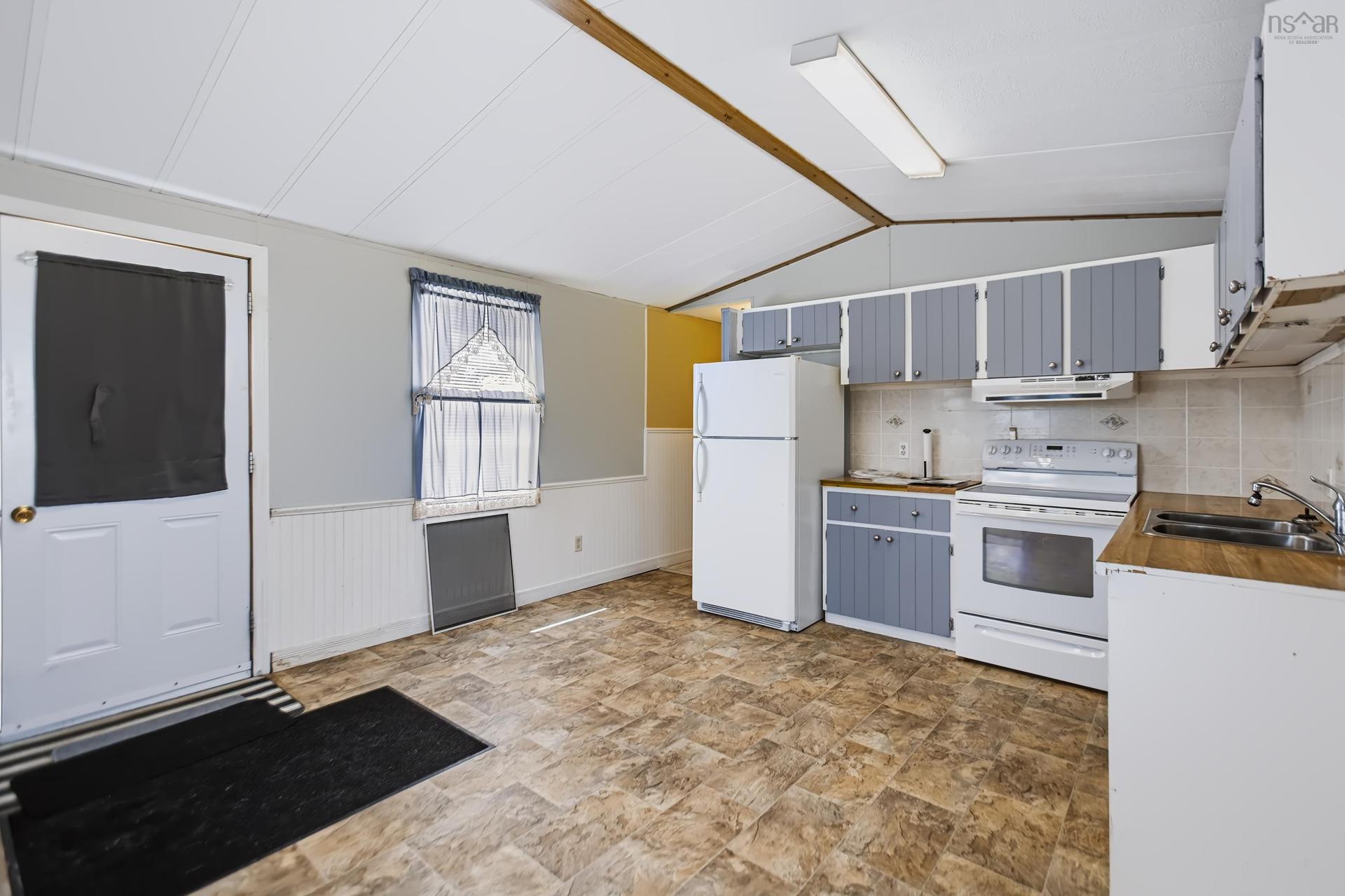 2 Costin Drive, Amherst, NS