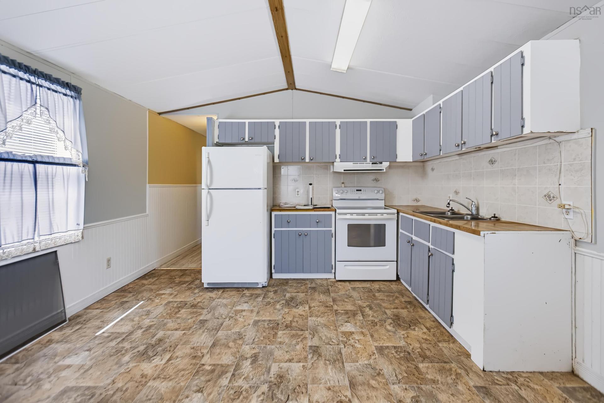 2 Costin Drive, Amherst, NS