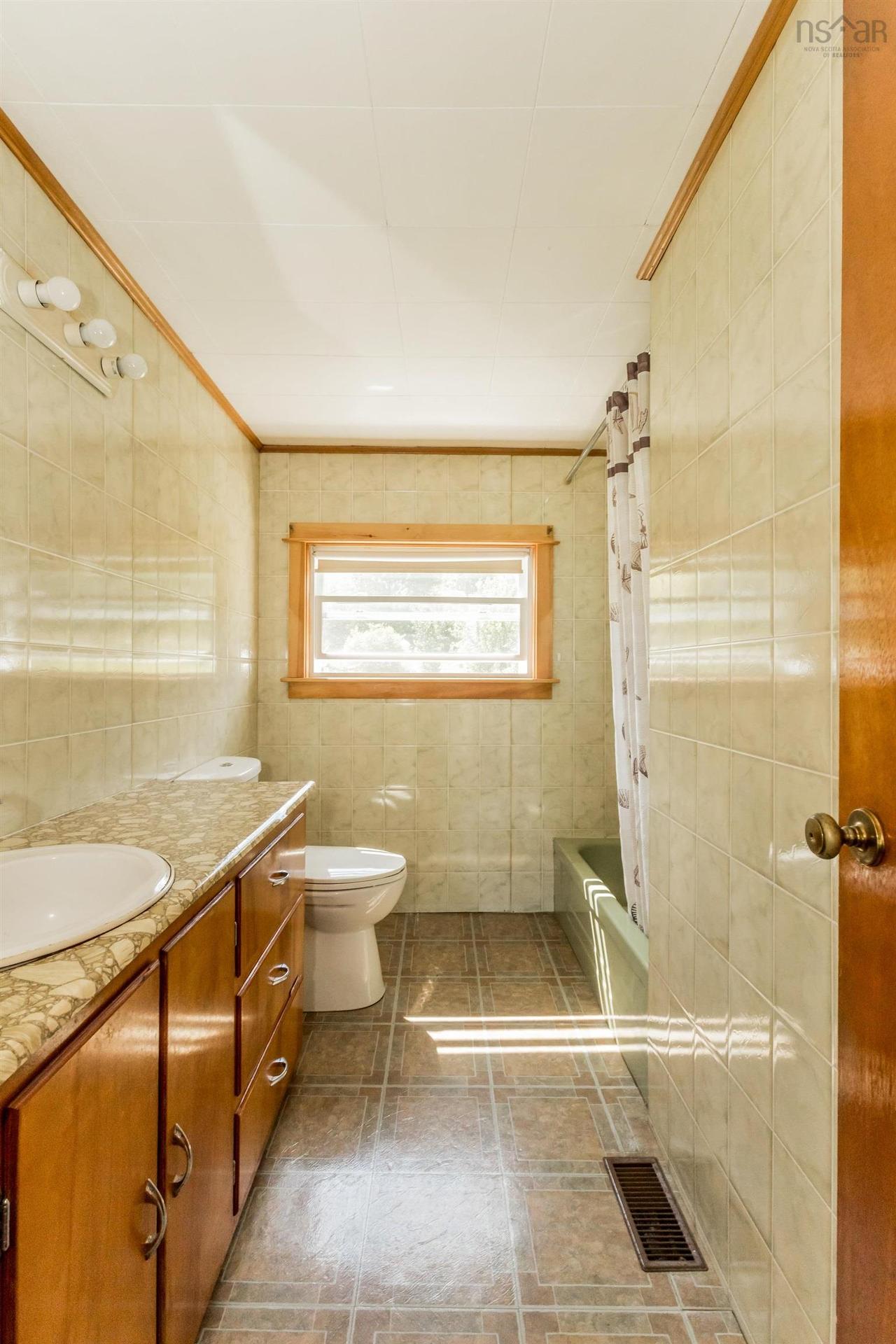 3934 Shore Road W, Hillsburn, NS