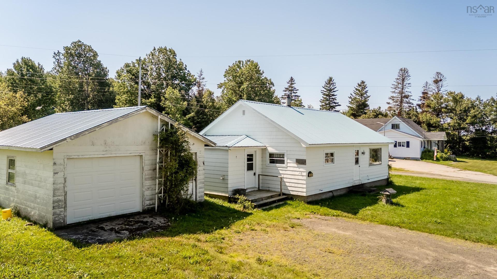 3934 Shore Road W, Hillsburn, NS