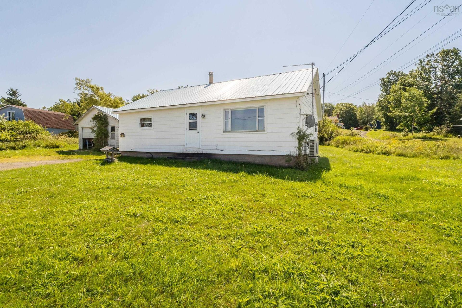 3934 Shore Road W, Hillsburn, NS