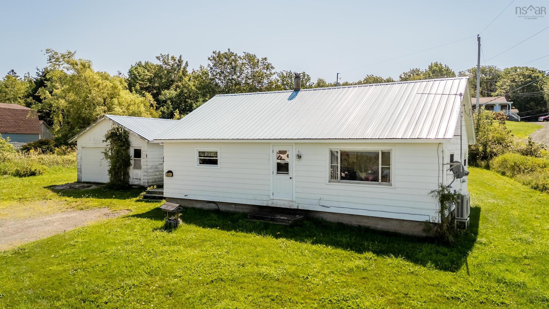 3934 Shore Road W, Hillsburn, NS