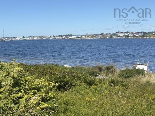 52 Cecil Street, Clark'S Harbour, NS